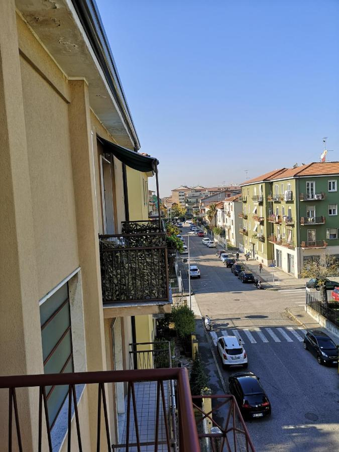 Queen East Verona Apartments Zewnętrze zdjęcie